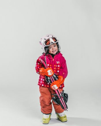 Oxygène Ski & Snowboard School Little Girl Skier