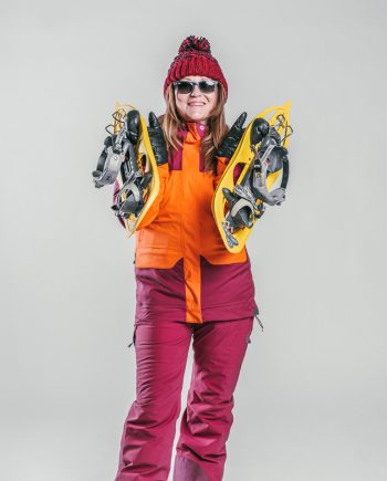 Oxygène Ski & Snowboard School Snowshoe Lady 2