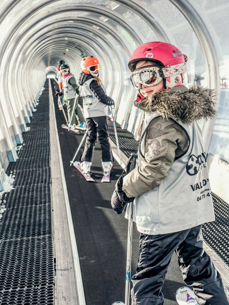 Oxygène Ski & Snowboard School Children On Magic Carpet