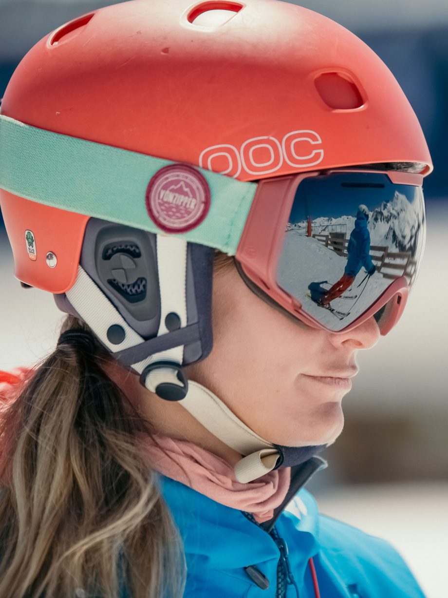 Oxygène Ski & Snowboard School Instructor Wearing Helmet