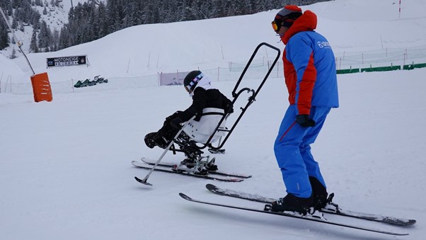 Handiski with Oxygene instructor